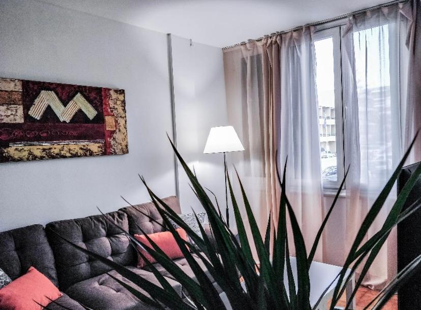 Lovely 2 Bedroom Apartment Near Las Vistas Beach Adults Only! プラヤ・デ・ラス・アメリカス エクステリア 写真